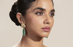 Kundan Post With Malachite Drop