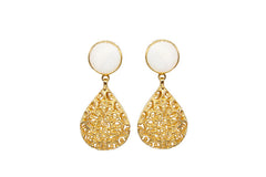 Pearl With Filigree Petal Gold Plated
