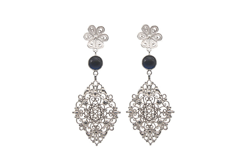 Taarkashi Flower Earrings With Iolite