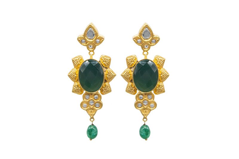 Kundan Earrings With Emerald