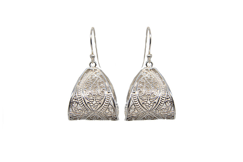 Taarkashi Tapered Earrings