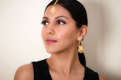 Yasmeen Round Earrings with Chains